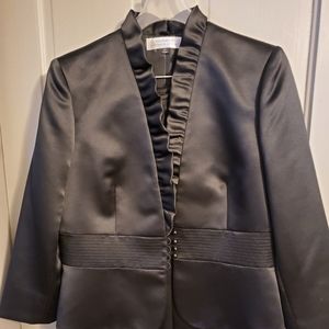 Tahari women's dressy suit, never worn